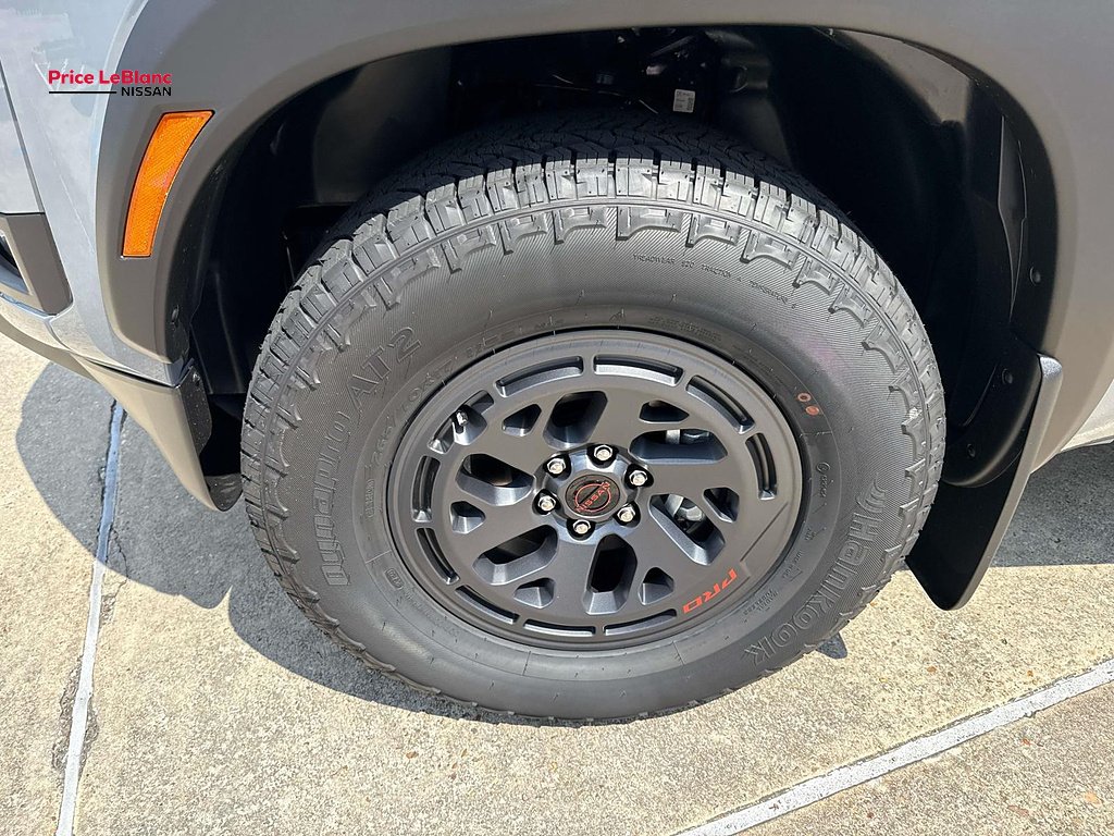 New 2027 Boulder Gray Pearl Nissan Crew Cab PRO-X® image 4