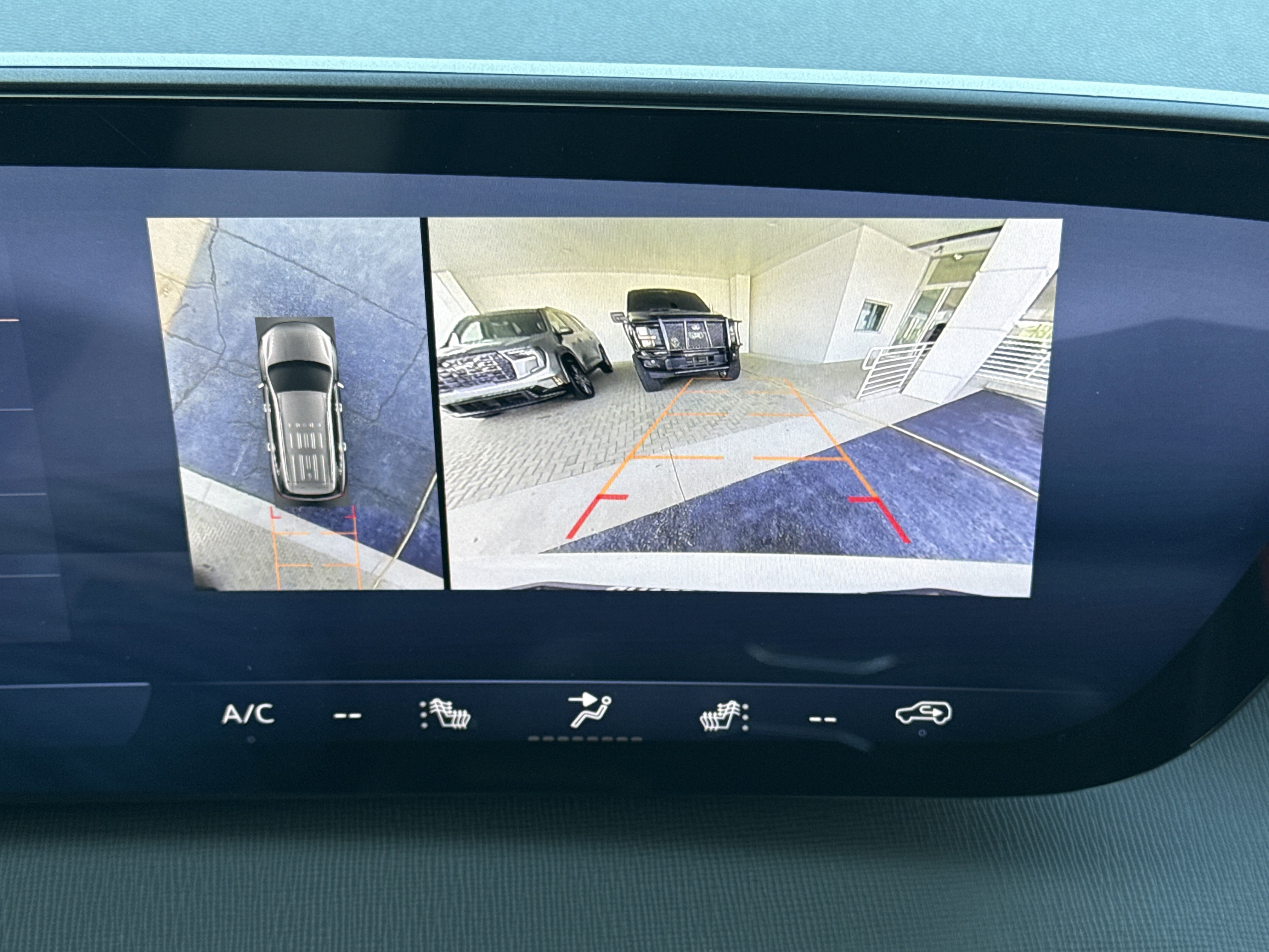 2026 Buick Enclave Sport Touring - Photo 10