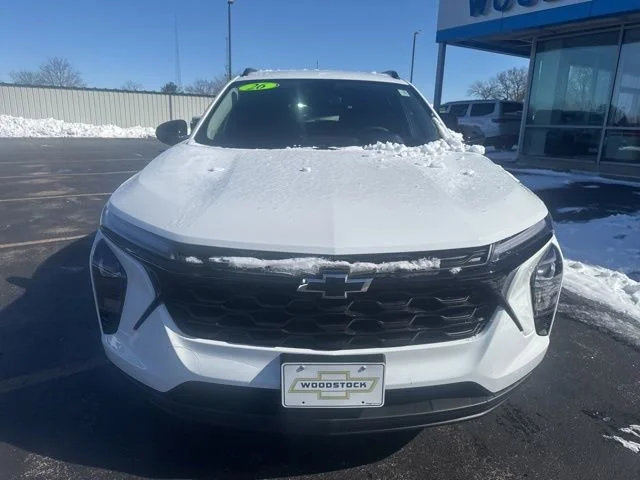 2026 Chevrolet Trax LT - Photo 8