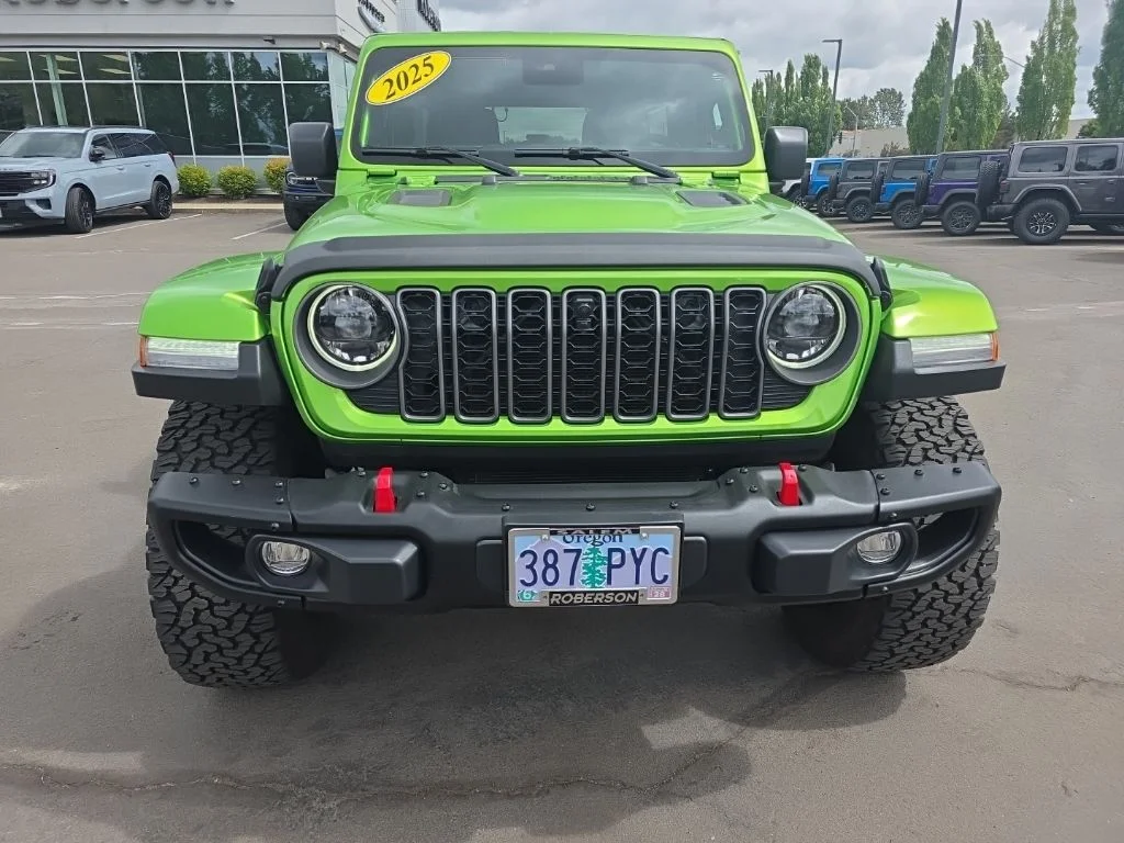 Used 2025 Green Jeep Rubicon image 8