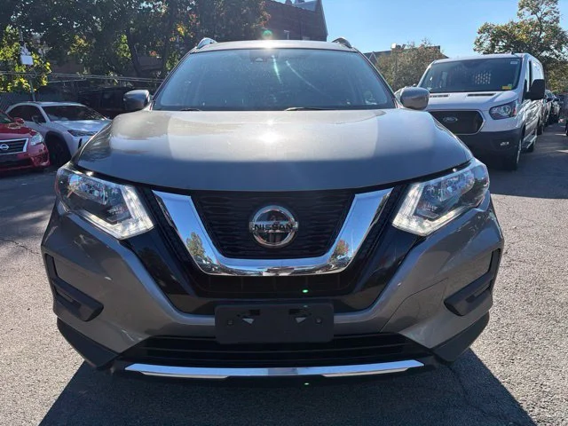 Used 2019 Gray Nissan SV image 2