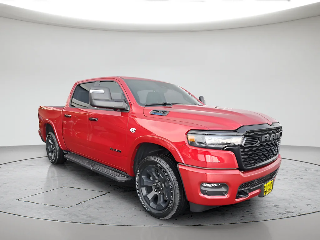 New 2026 Molten Red Pearl-Coat Exterior Paint RAM Big Horn/Lone Star image 7