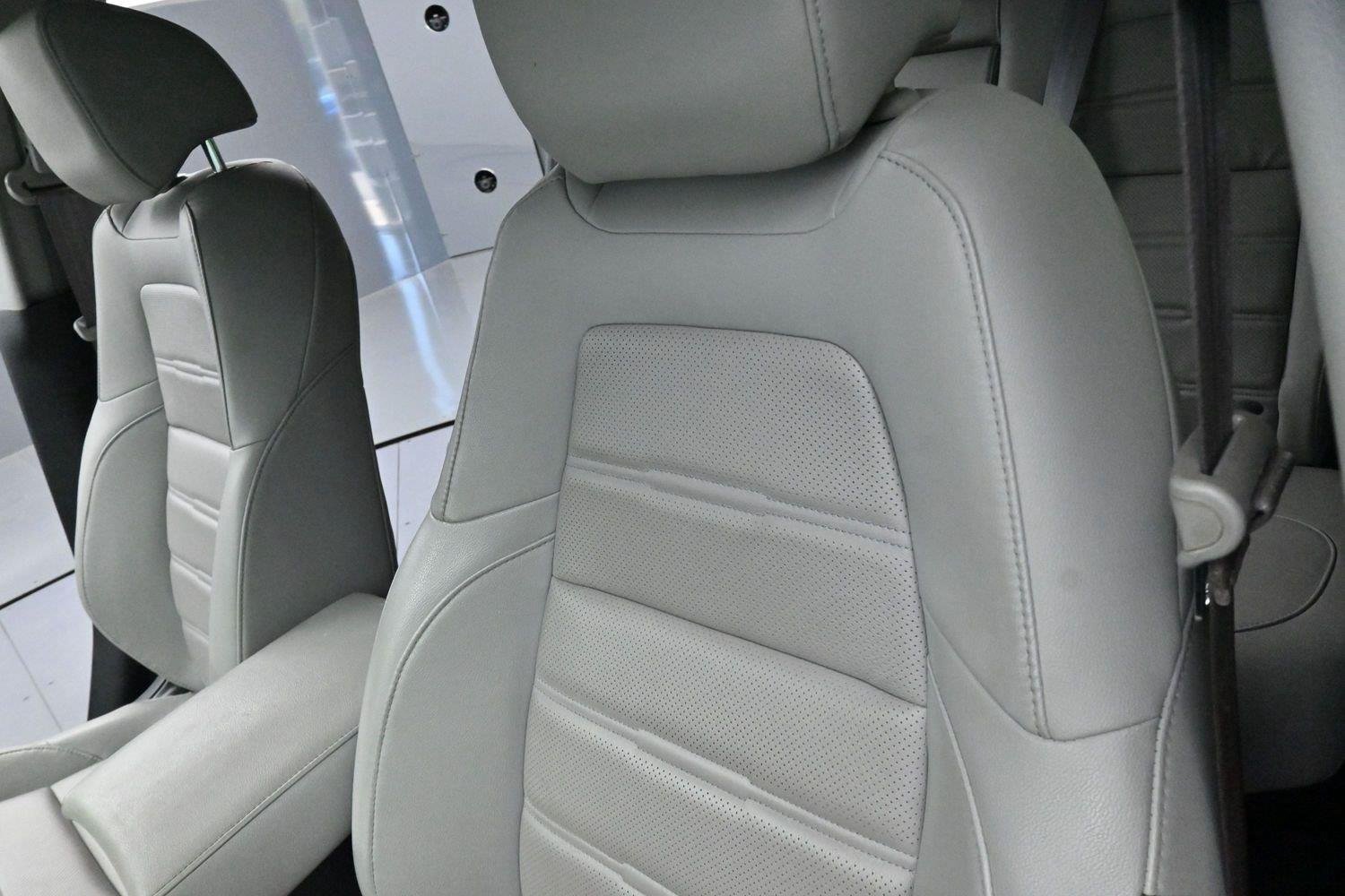 Used 2022 Lunar Silver Metallic Honda EX-L image 16