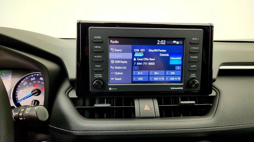 Used 2021 Lunar Rock Toyota Hybrid XLE AWD w/ Weather Package image 19