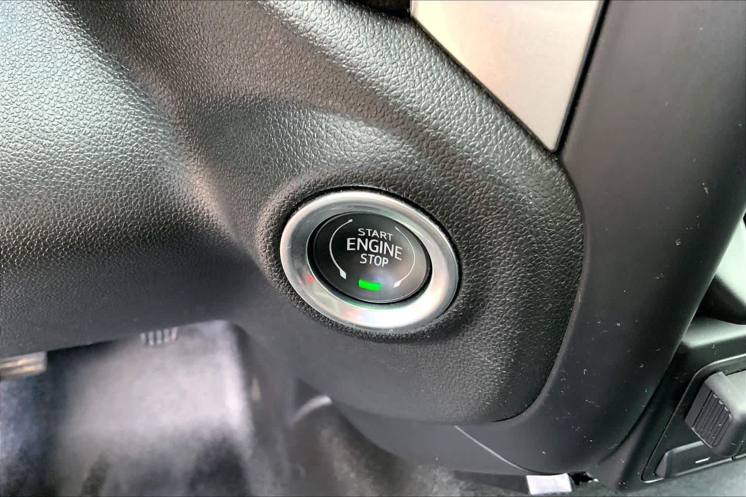 Used 2019 Havana Brown Metallic Chevrolet LT image 31
