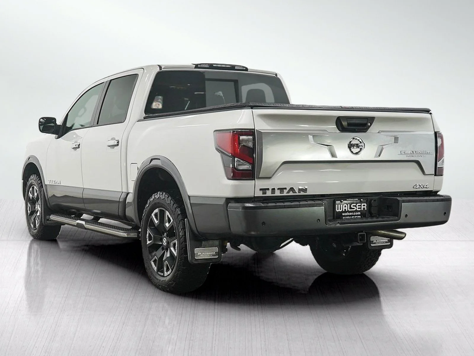 Used 2021 Pearl White Metallic Nissan Platinum Reserve image 3