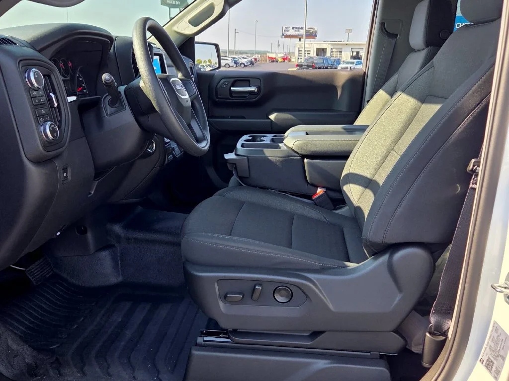 Used 2026 Summit White GMC Pro image 5