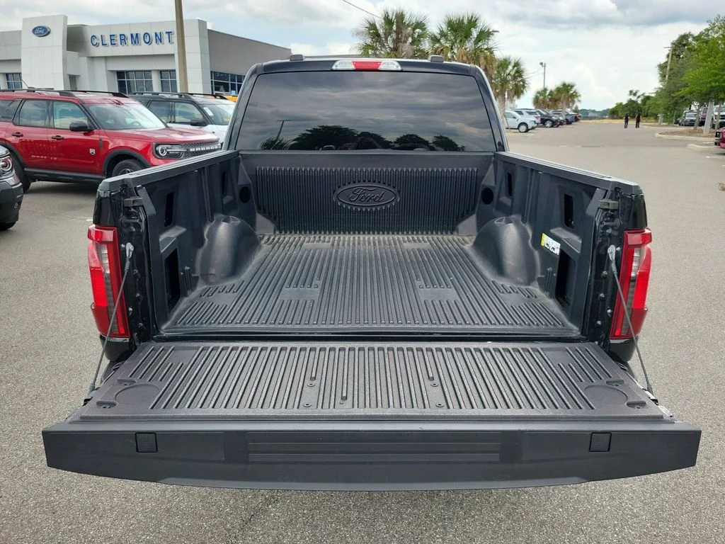 Used 2024 Black Ford XLT image 8