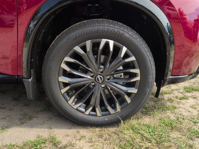 New 2026 Scarlet Ember Tintcoat Nissan Platinum image 9