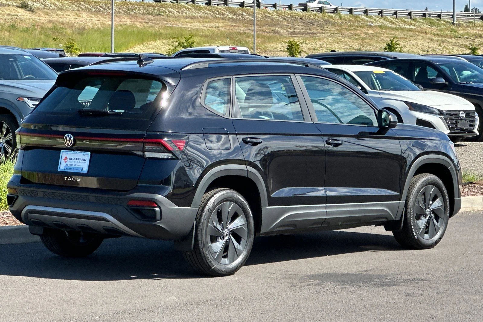 New 2026 Black Volkswagen 1.5T S image 3