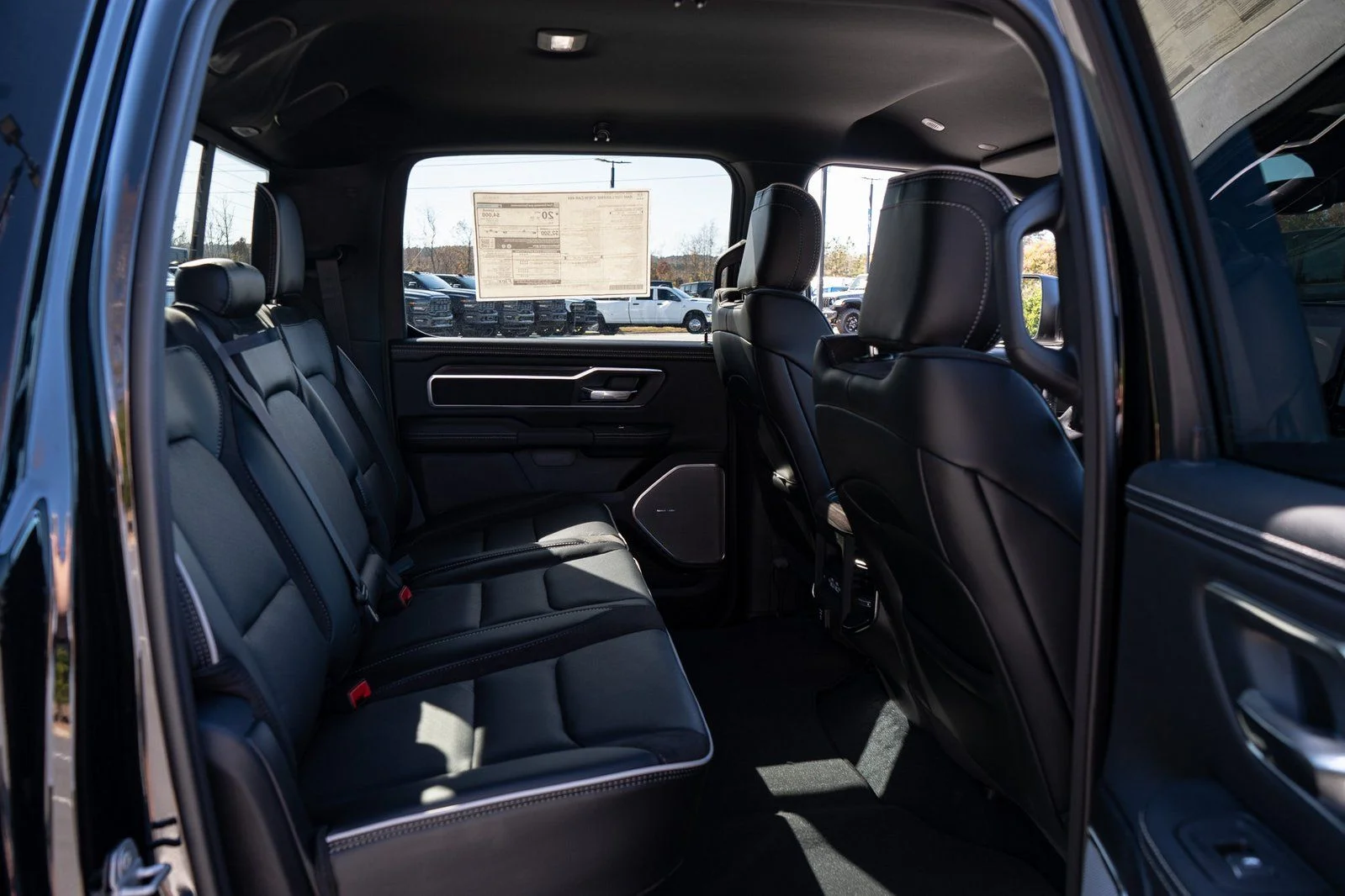 New 2026 Diamond Black Crystal Pearl-Coat Exterior Paint RAM Laramie image 20