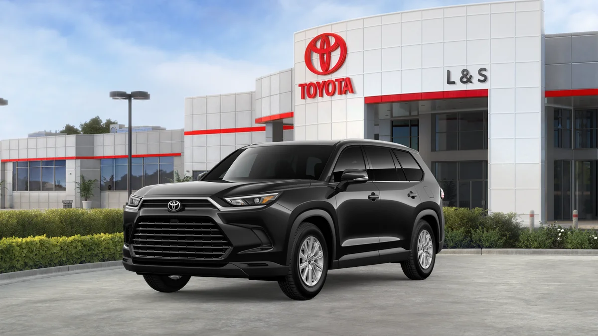 New 2026 Midnight Black Metallic Toyota XLE image 11