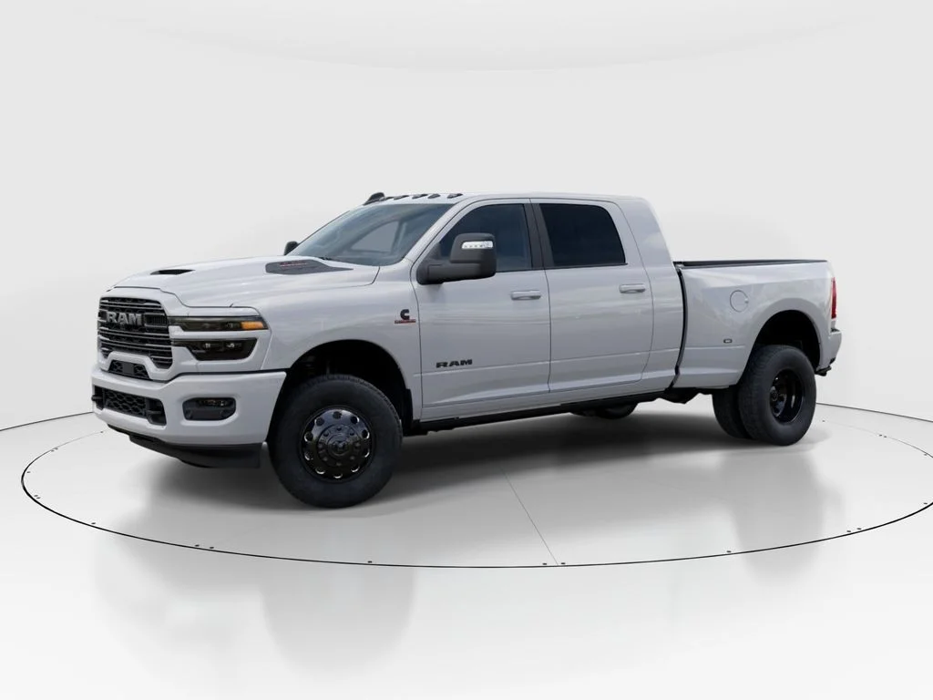 New 2026 Bright White Clear-Coat Exterior Paint RAM Laramie image 2