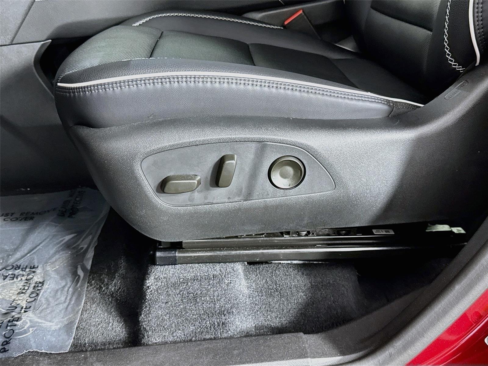 Used 2025 Volcanic Red Tintcoat GMC Denali image 21