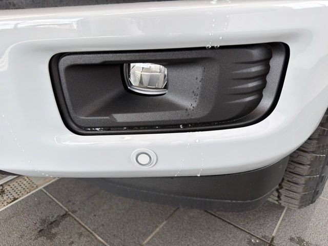 New 2026 Avalanche Ford XLT image 4