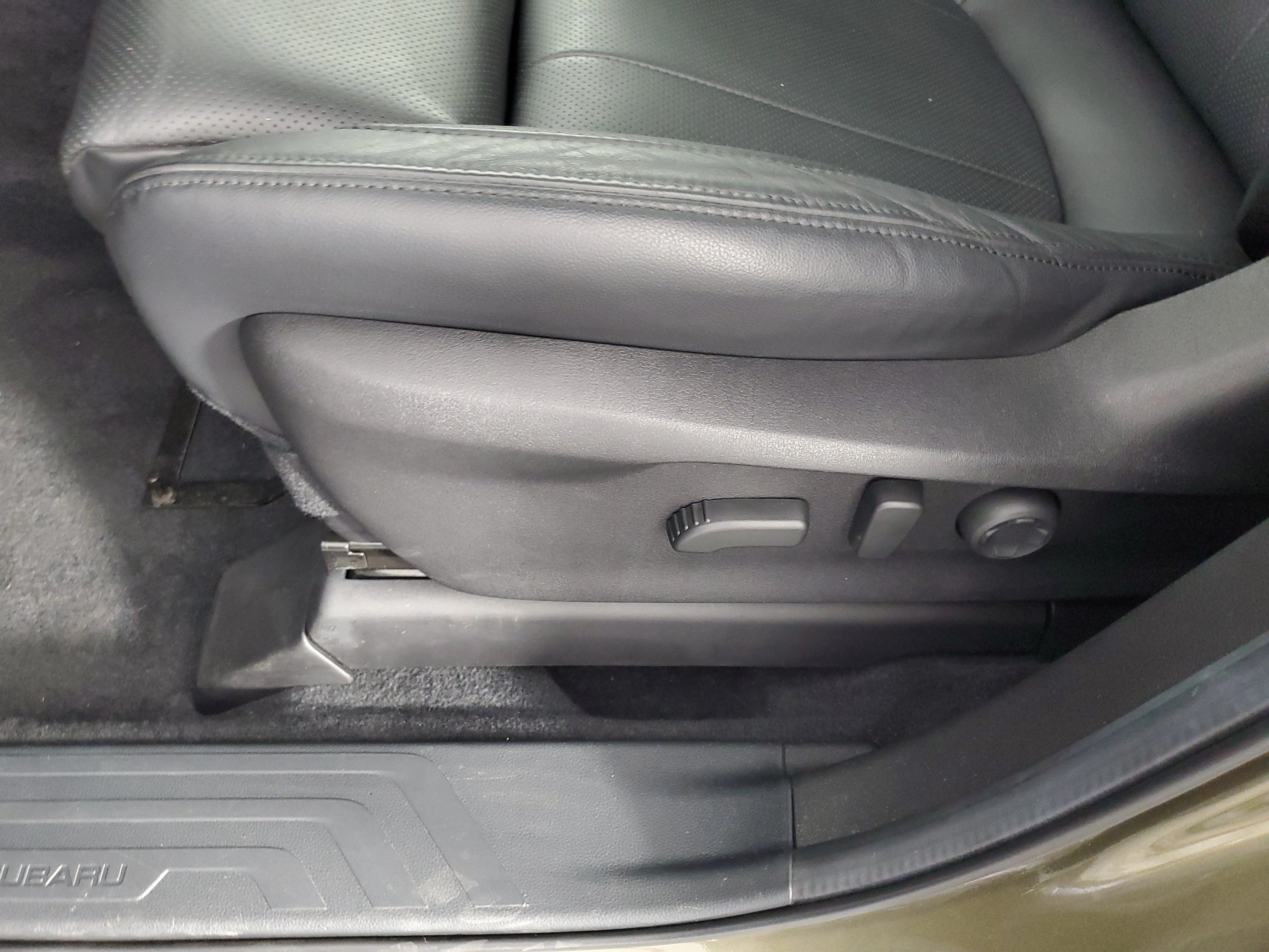 Certified Used 2025 Autumn Green Metallic Subaru Onyx Edition Touring image 30