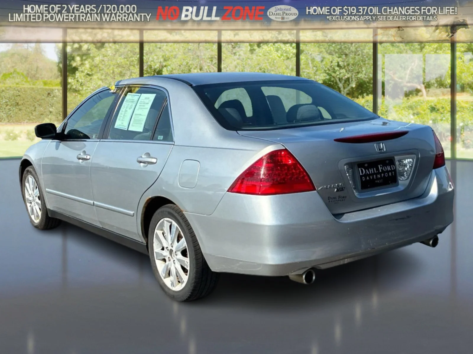 Used 2007 Silver Honda LX SE image 3
