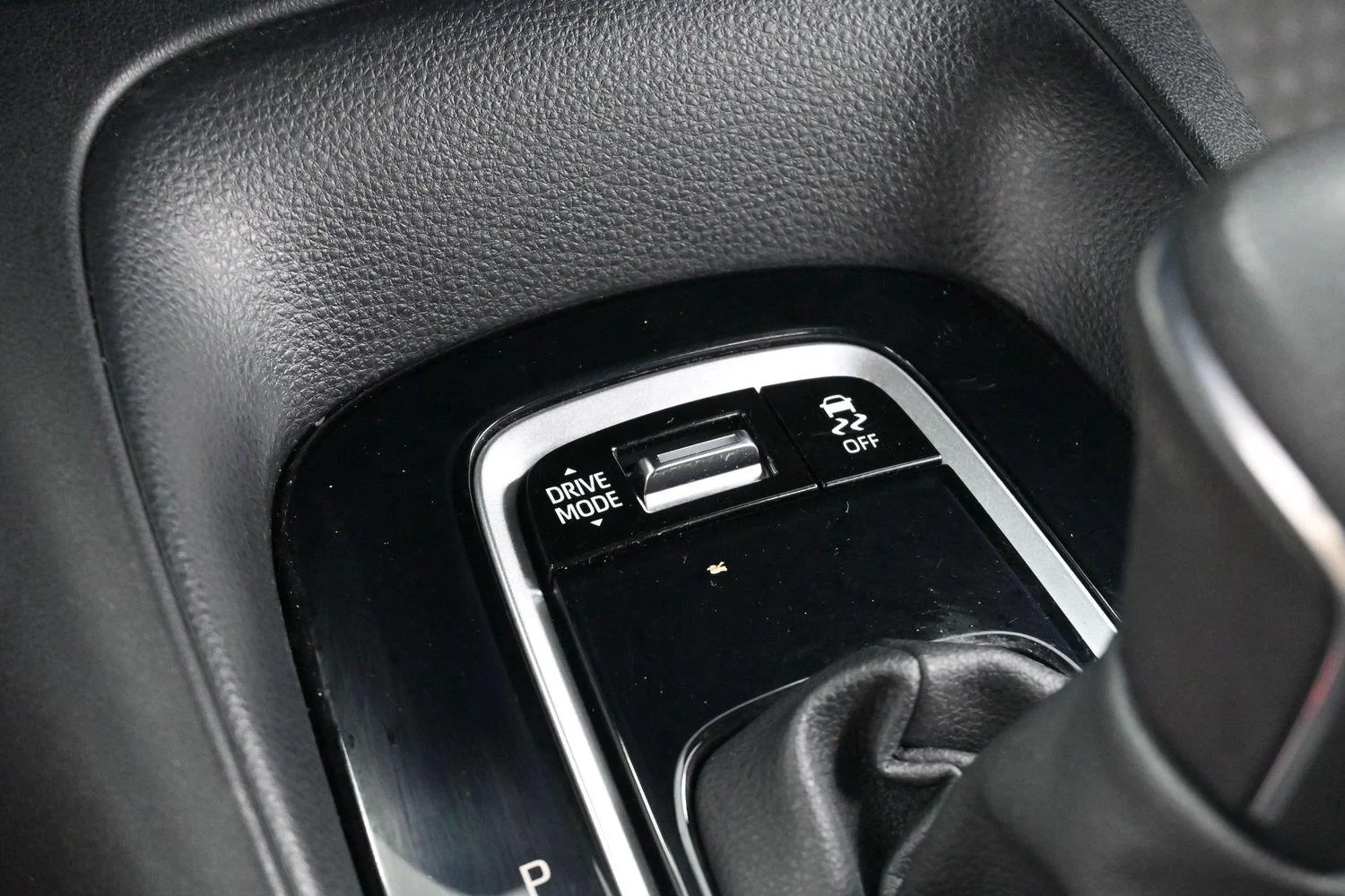 Used 2023 Silver Toyota SE image 22