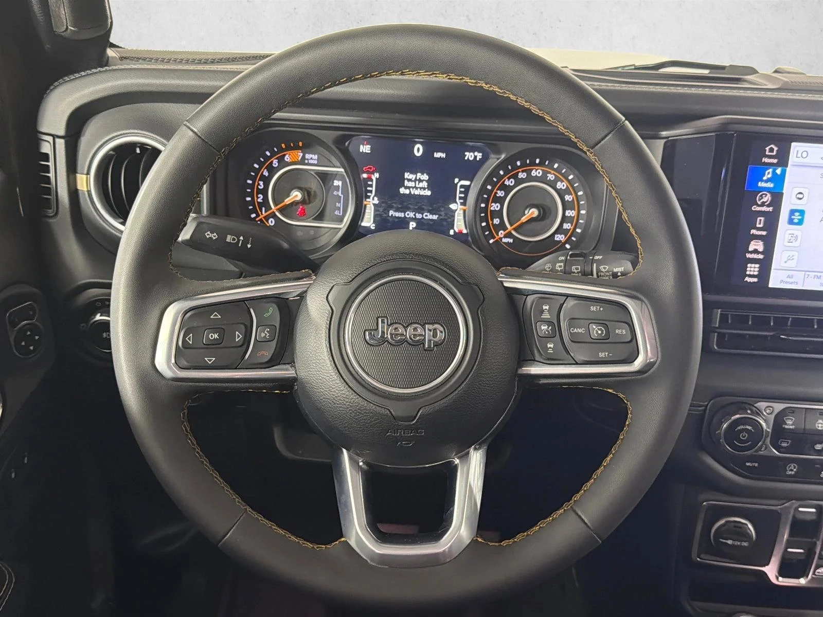 Used 2024 Green Jeep Sahara image 24