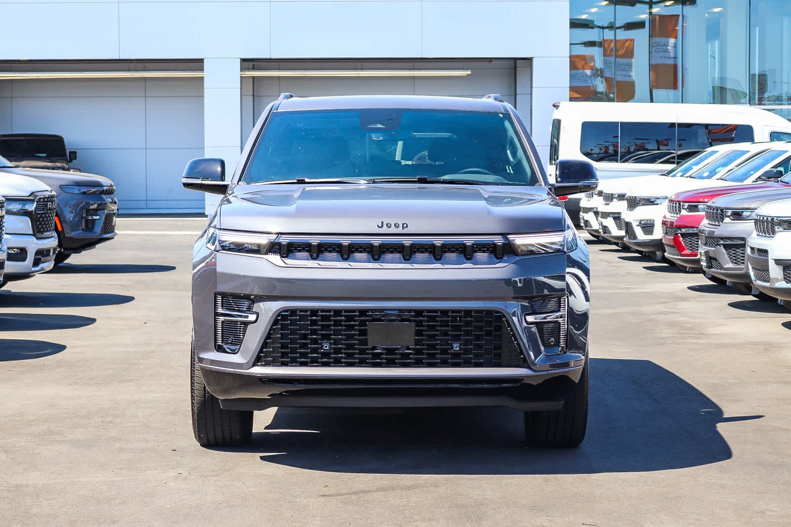 New 2026 Baltic-Gray Metallic Clear-Coat Exterior Paint Jeep Limited Altitude image 2