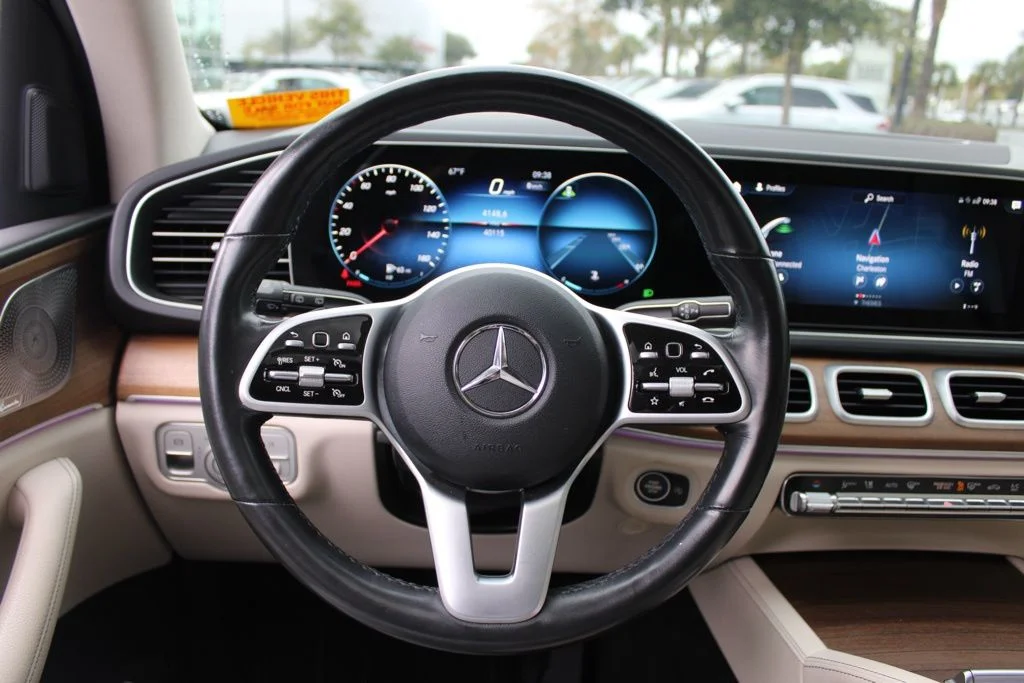 Certified Used 2021  Mercedes-Benz GLE 350 image 13