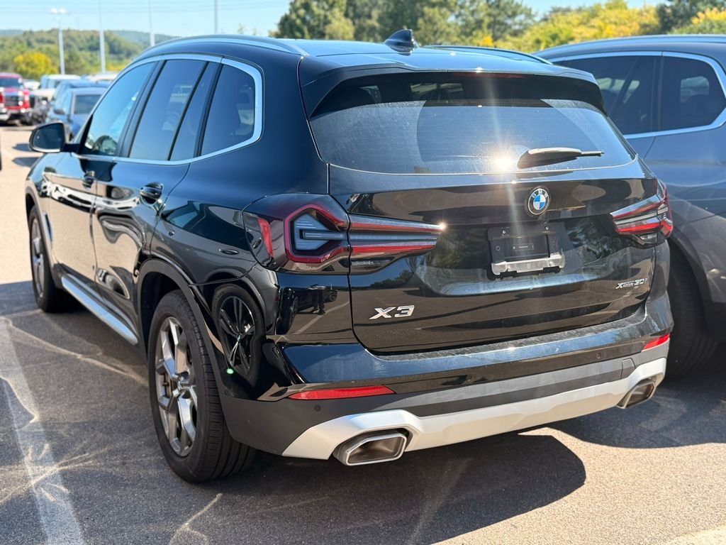 Certified Used 2024 Jet Black BMW xDrive30i image 3