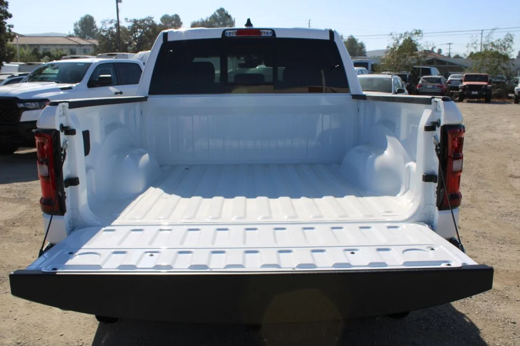 New 2026 Bright White Clear-Coat Exterior Paint Ram Laramie image 9