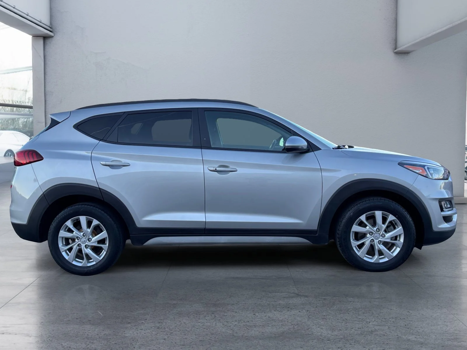 Used 2020 Silver Hyundai Preferred image 6