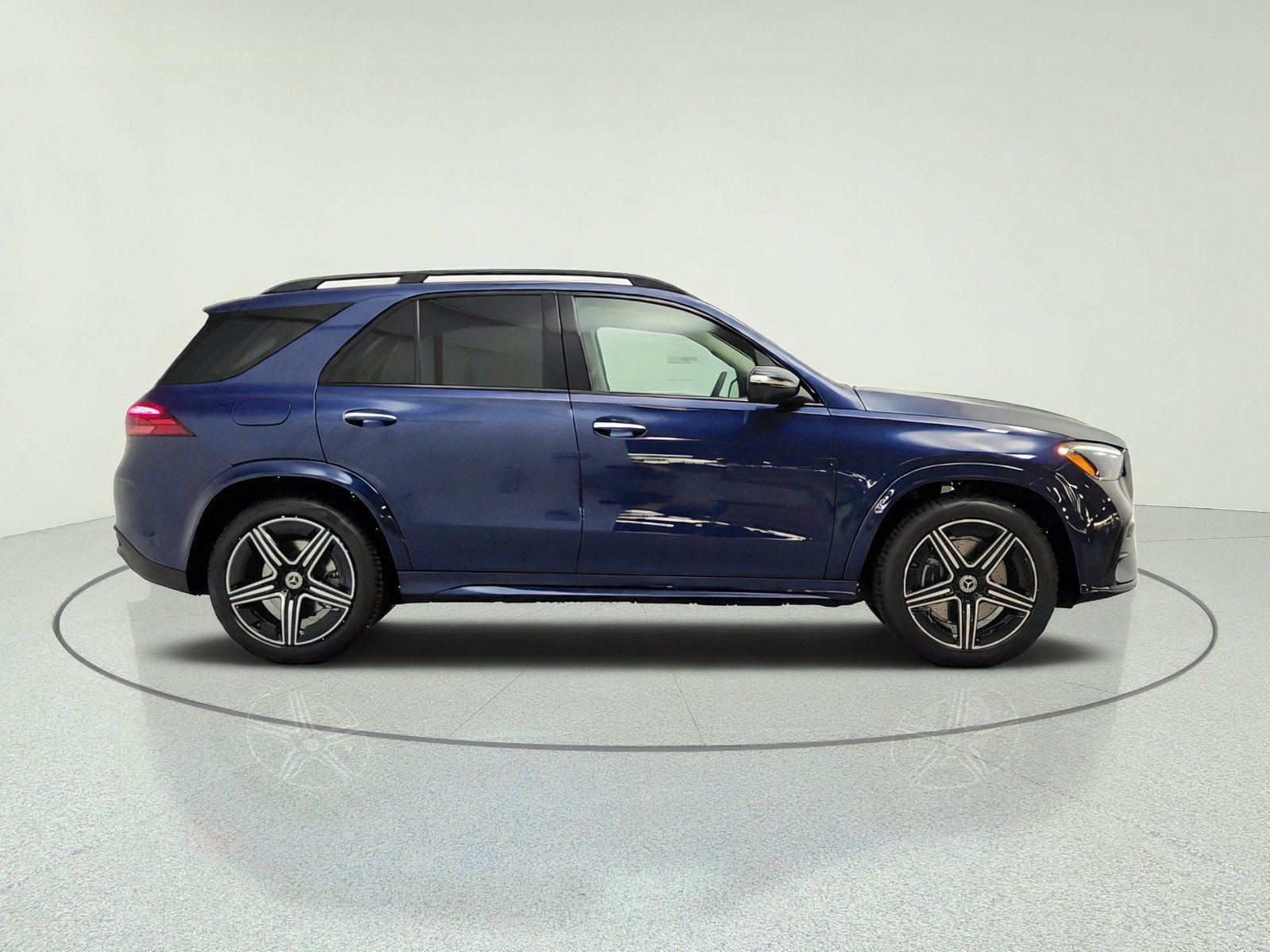 New 2026 Twilight Blue Metallic Mercedes-Benz GLE 350 4MATIC® SUV image 25