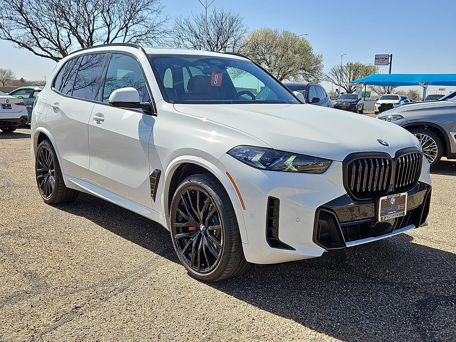 New 2026 Alpine White BMW xDrive40i All-Wheel Drive Sports Activity Vehicle image 4
