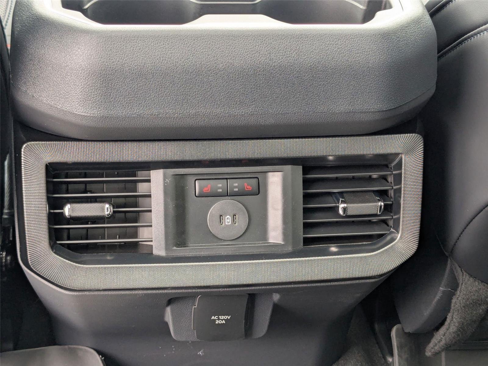 2026 Ford F-250 Super Duty Platinum - Photo 31