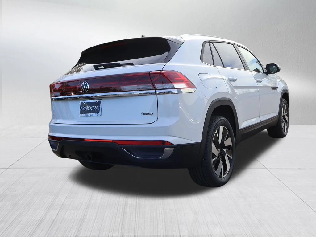 New 2026 White Volkswagen 2.0T SE w/Technology image 21