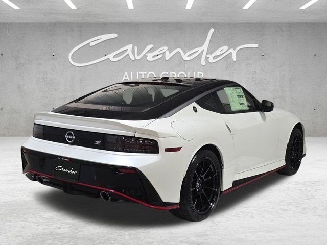 2026 Nissan Z NISMO - Photo 17