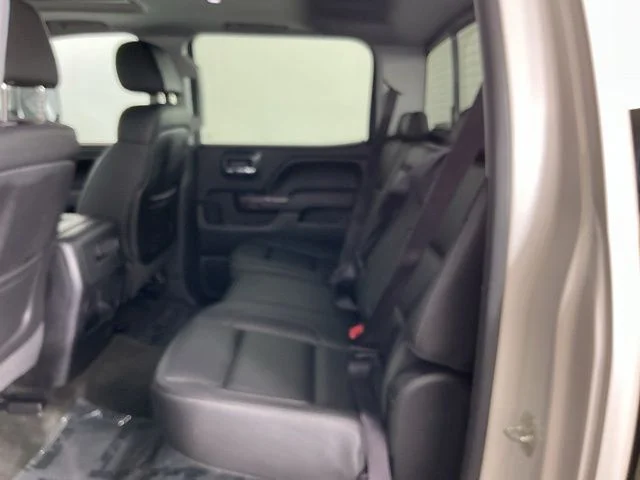 Used 2015 White GMC SLT image 23