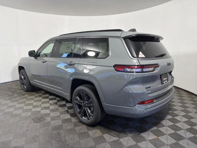 New 2027 Gray Jeep Limited Reserve image 7