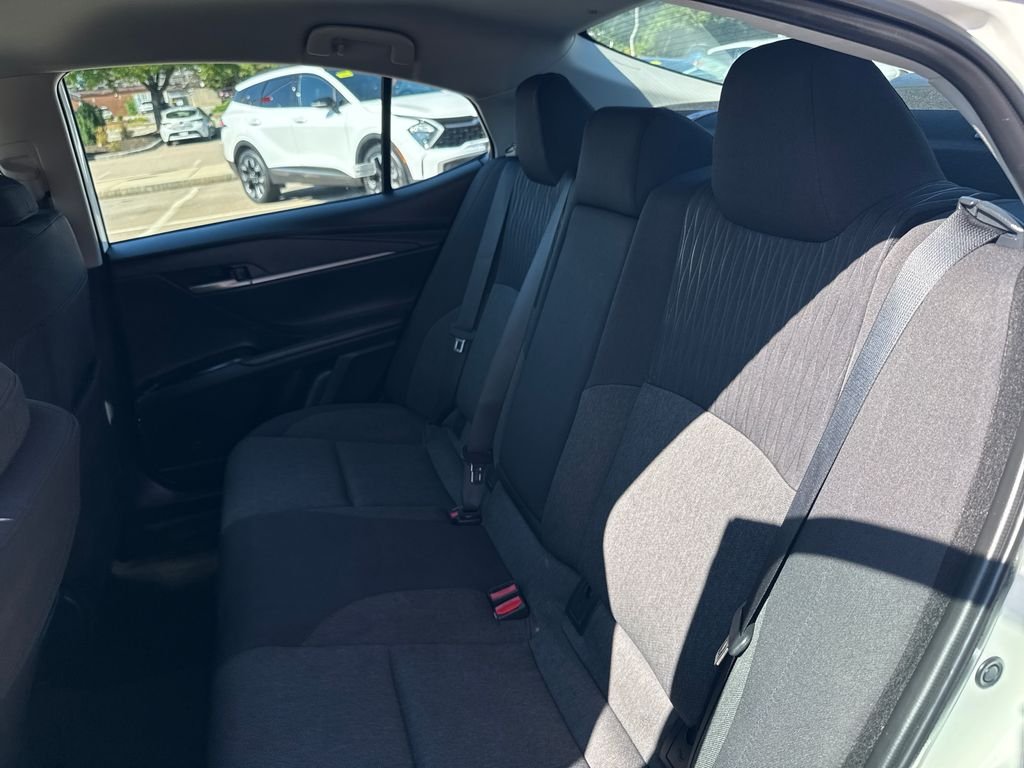 Used 2025 White Toyota LE image 35