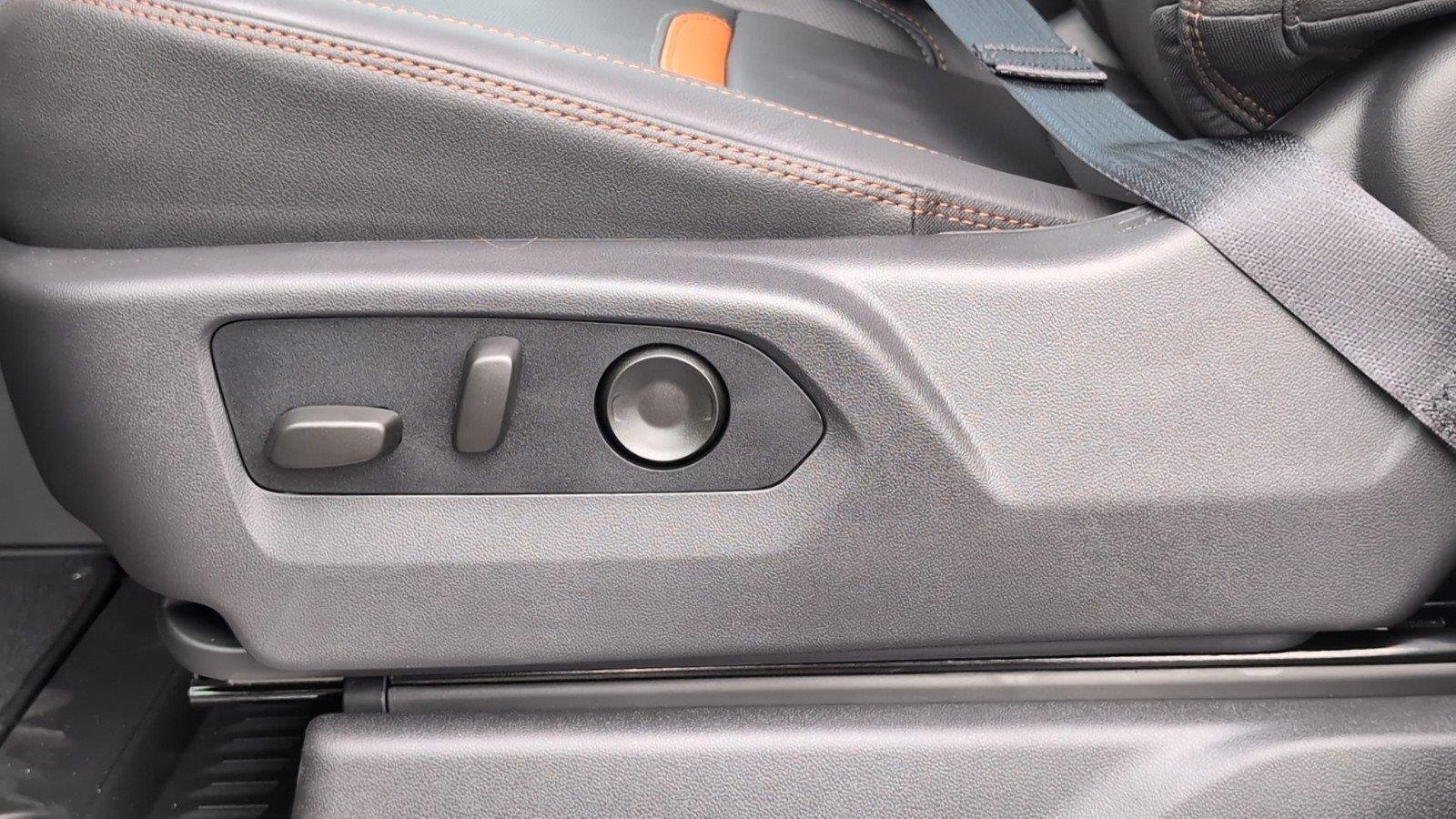 New 2026 Sterling Metallic GMC AT4 image 20