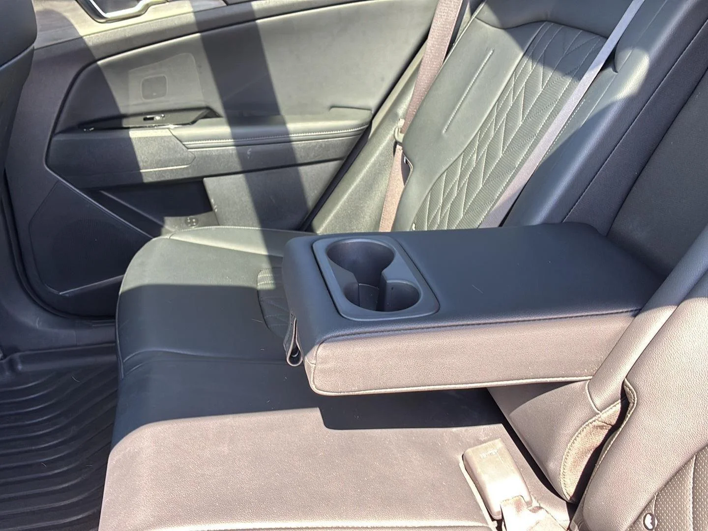 Used 2025 Vesta Blue Kia X-Line Prestige image 23