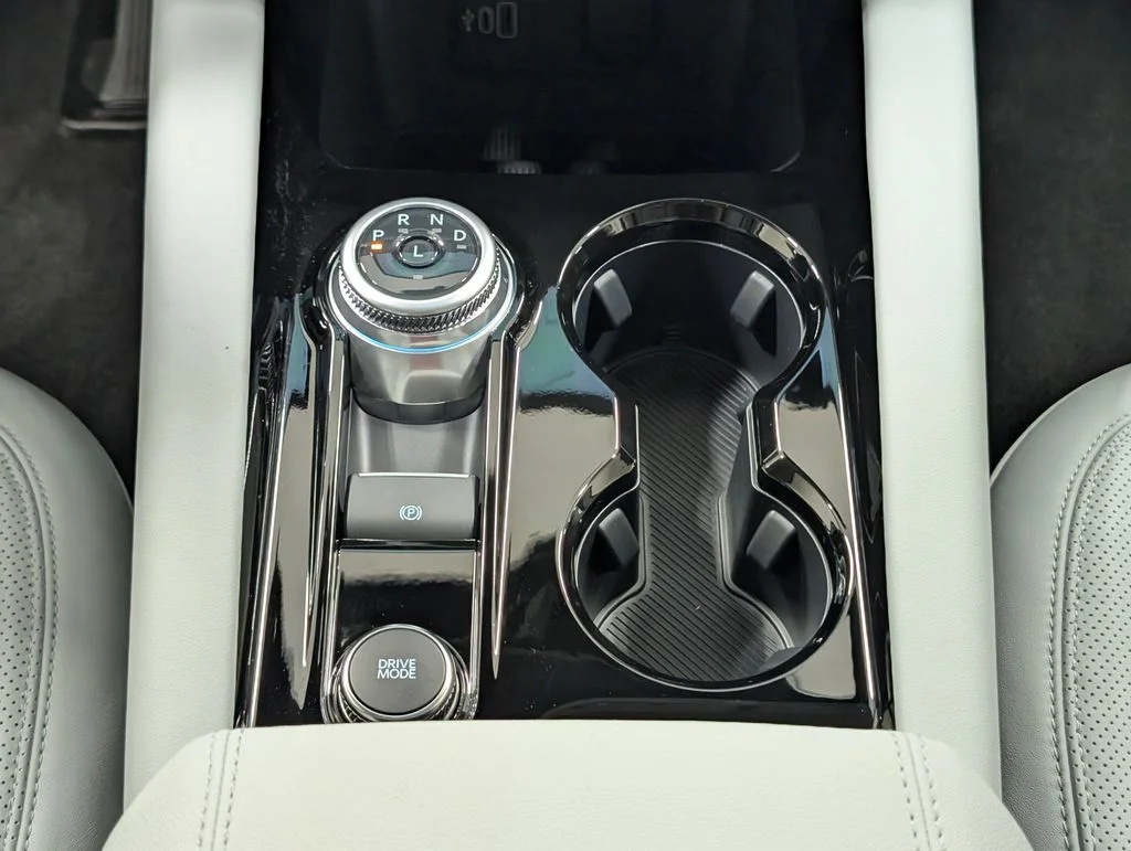 New 2026 Carbonized Gray Metallic Ford Platinum™ image 7