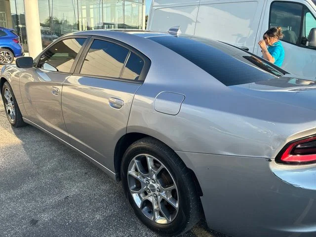 Used 2016 Silver Dodge SXT image 3