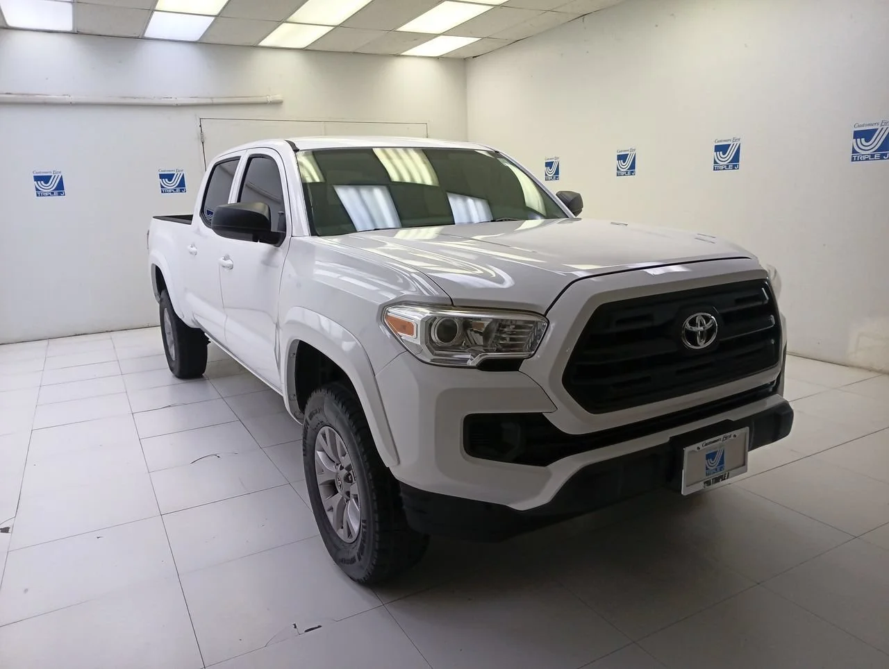 2017 Toyota Tacoma SR5