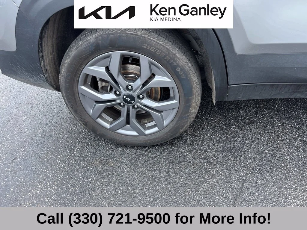 Certified Used 2024 Gray Kia LX image 23