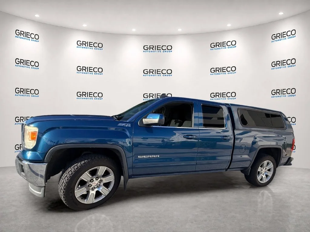 Used 2015 Blue GMC SLE image 4