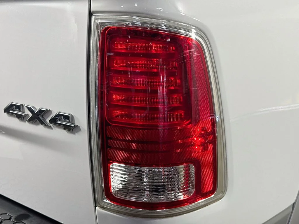 Used 2014 White Ram Laramie image 31