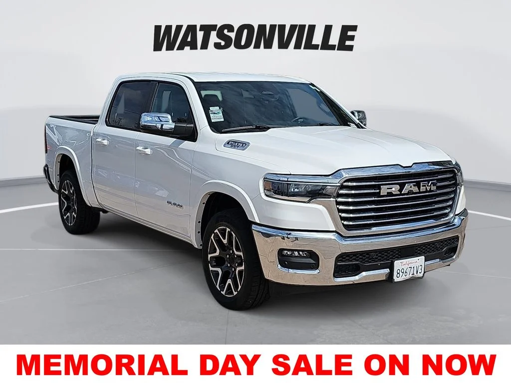 2025 RAM 1500 Laramie 4x4 Crew Cab 5'7's photo
