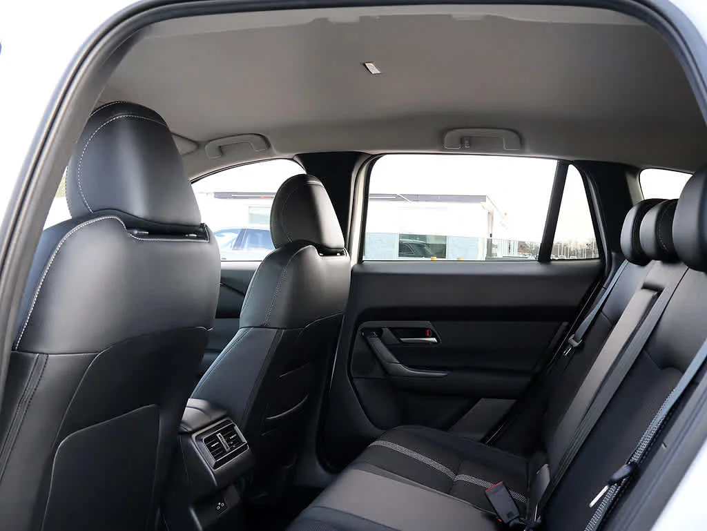 2025 Mazda CX-50 Preferred - Photo 11