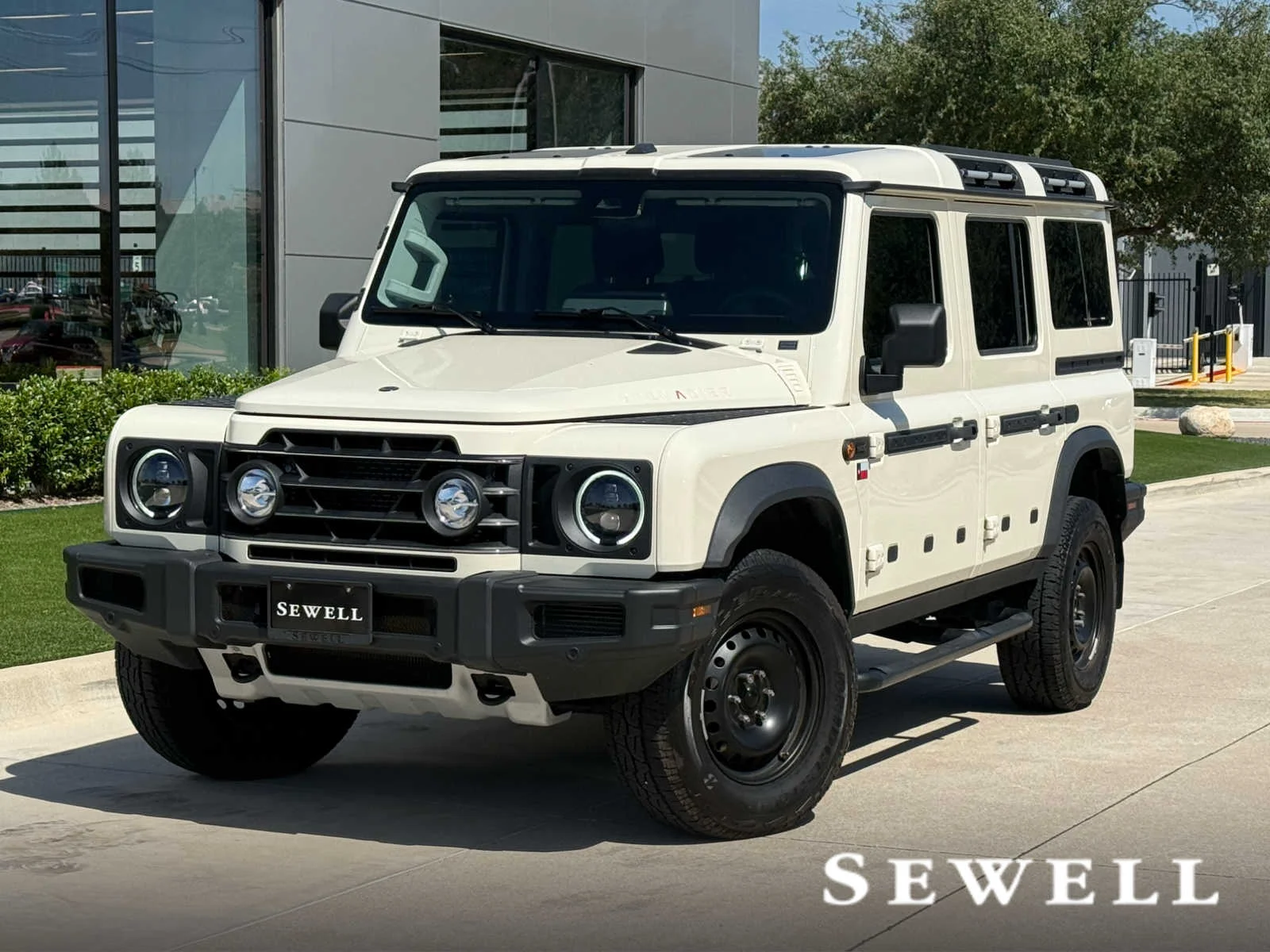 Pre-Owned 2024 INEOS Grenadier Base 4x4