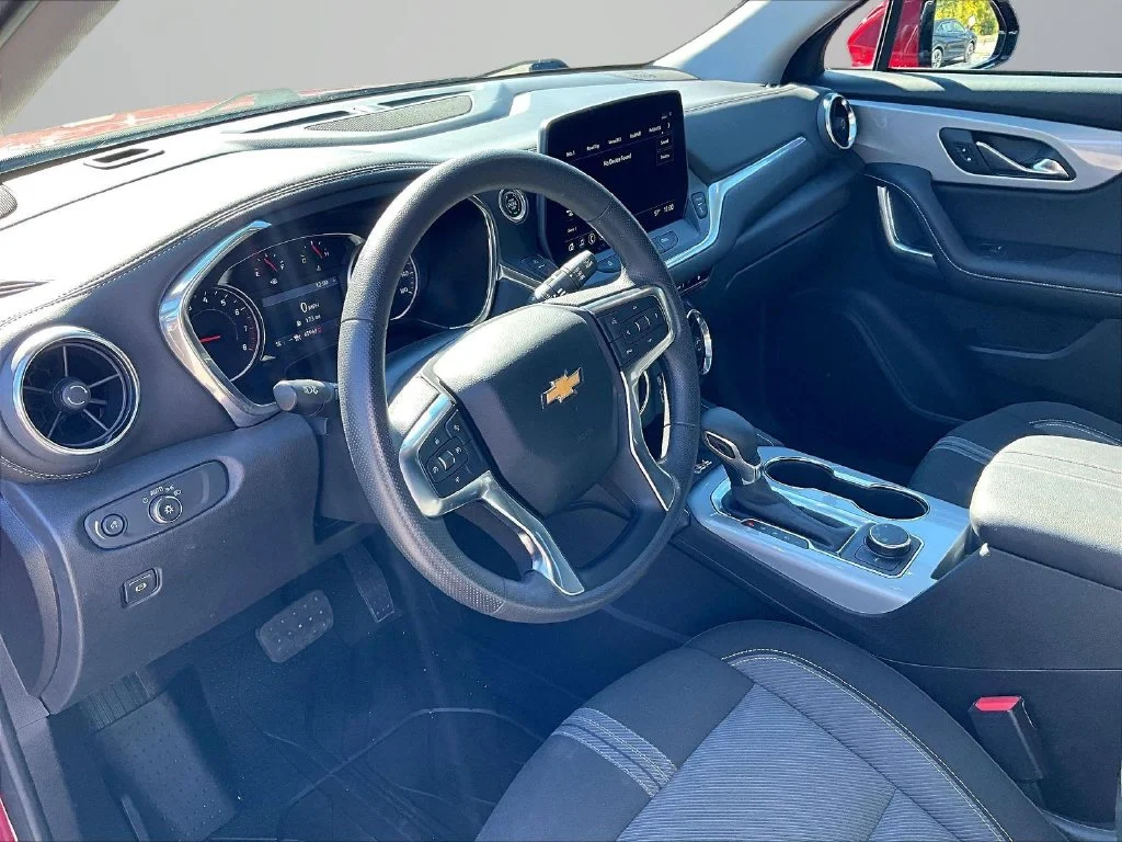 Used 2023 Red Chevrolet LT image 15