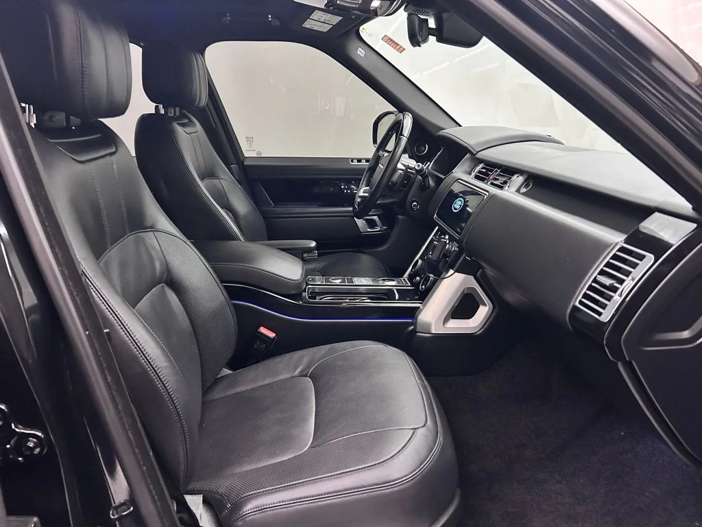 Used 2020 Black Land Rover V8 HSE image 17