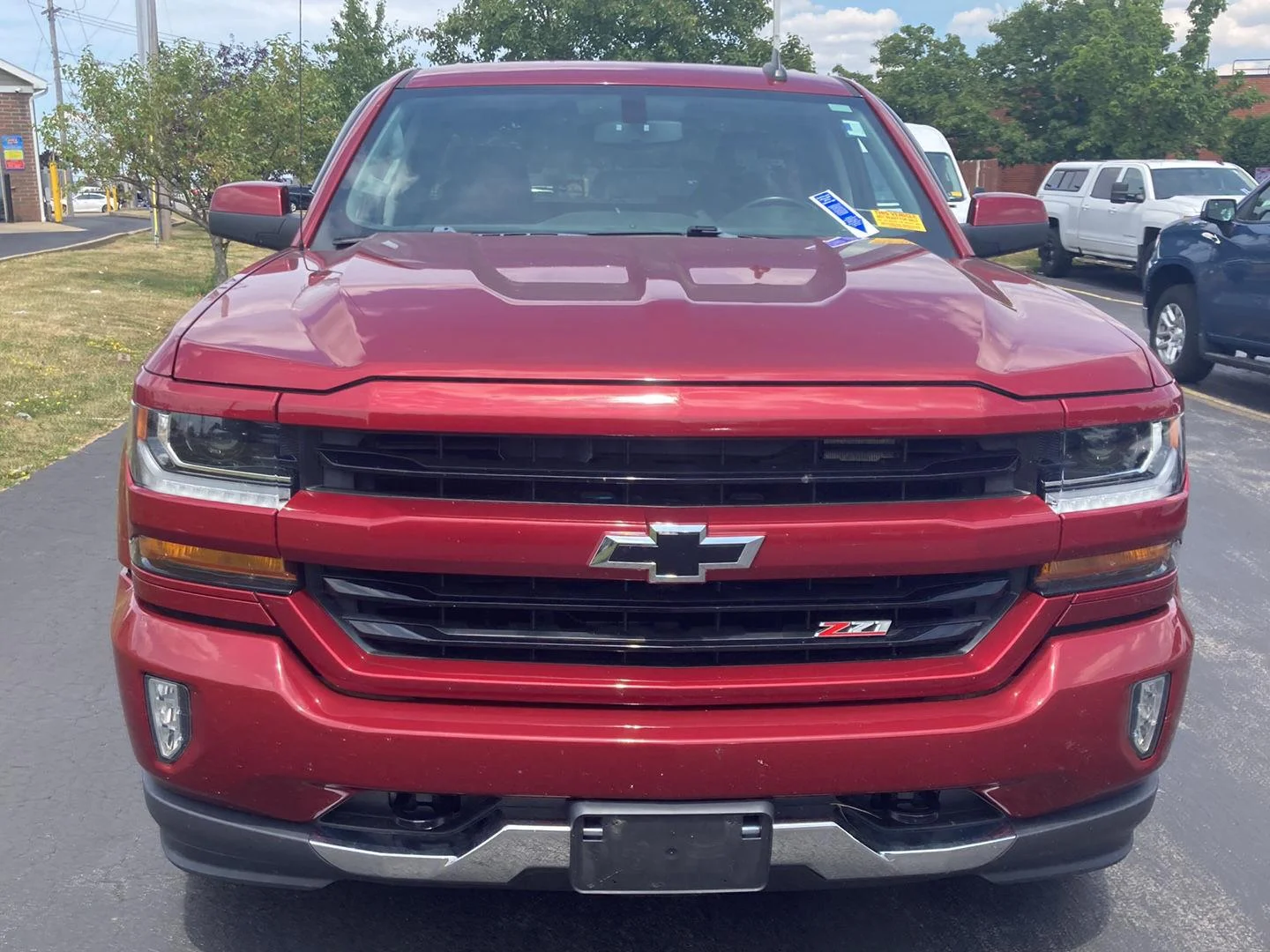 Used 2019 CAJUN RED TINTCOAT Chevrolet LT image 2